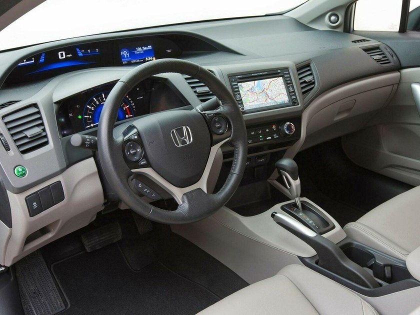 Honda Civic 2012 салон