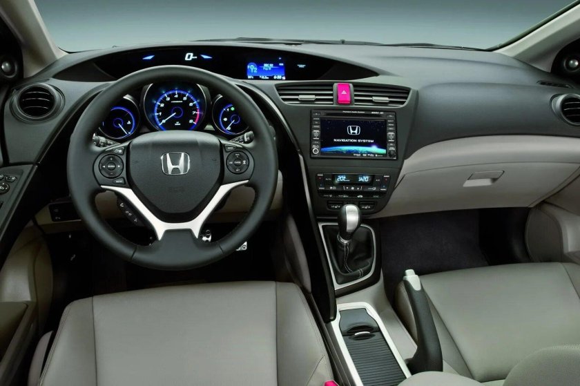 Honda Civic Hatchback 2012