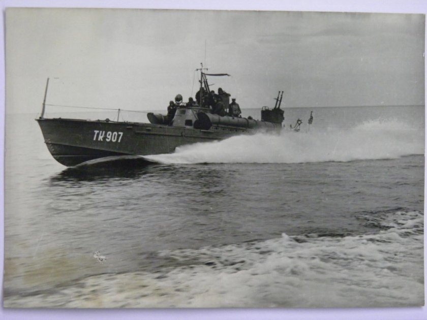 Катер тка-12