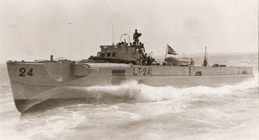 Торпедный катер s-100