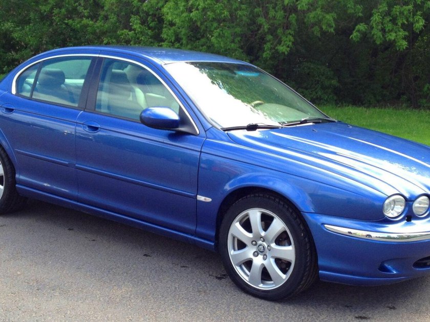Jaguar x Type 2005
