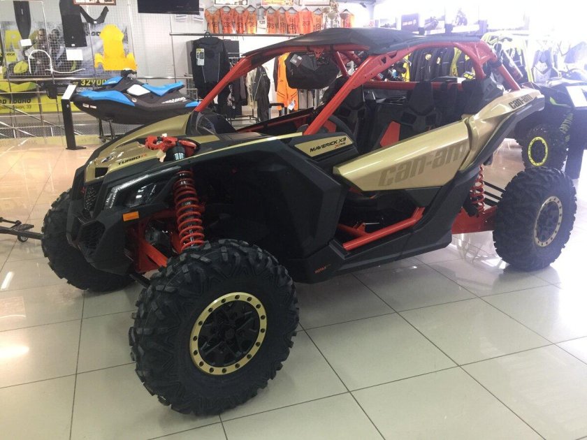 Электро багги Maverick x3