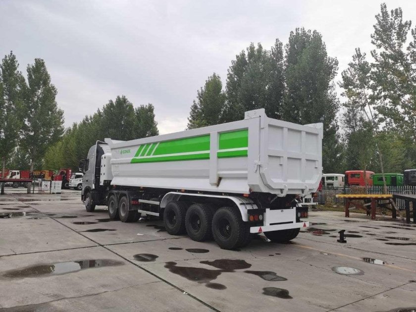 Полуприцеп HOWO