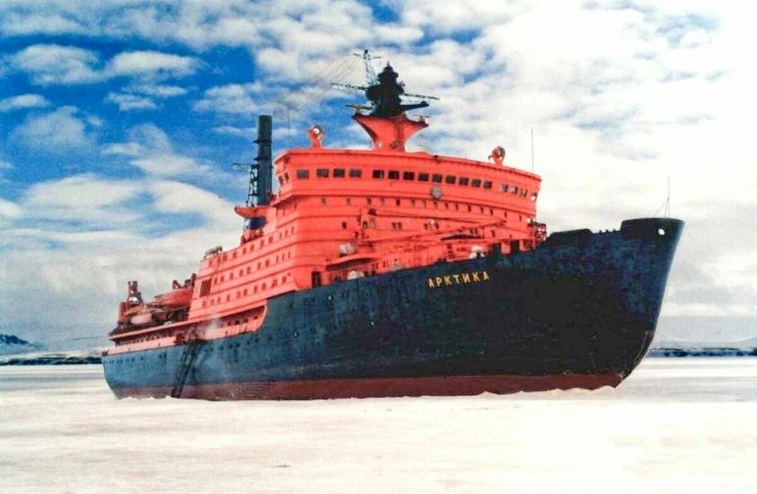 Ледокол Арктика 1977