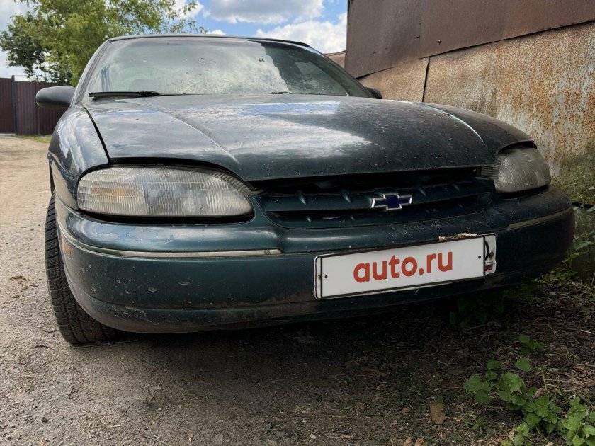 Машина chevrolet