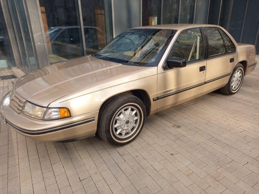 Chevrolet lumina седан 1993