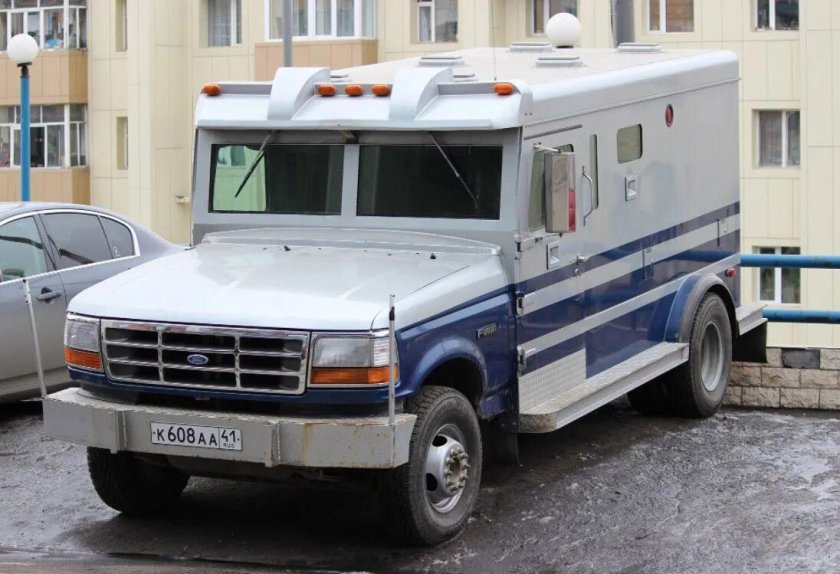 Форд ф 600 инкассаторский броневик