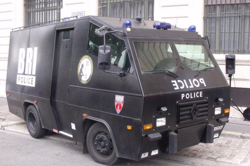 Броневики LAPD водомет