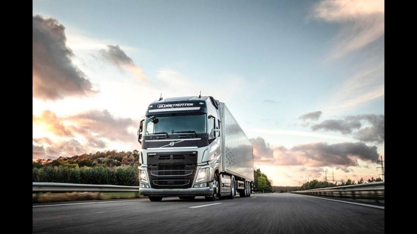Грузовые фуры Вольво