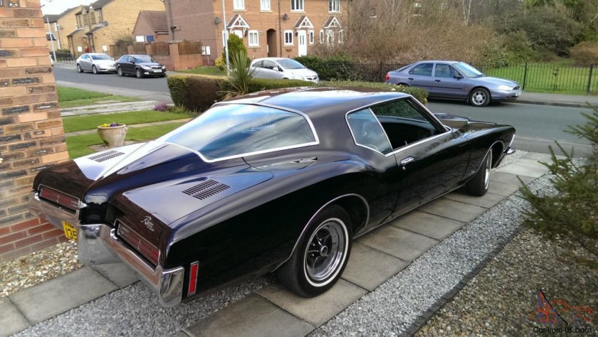 Buick Riviera 1971
