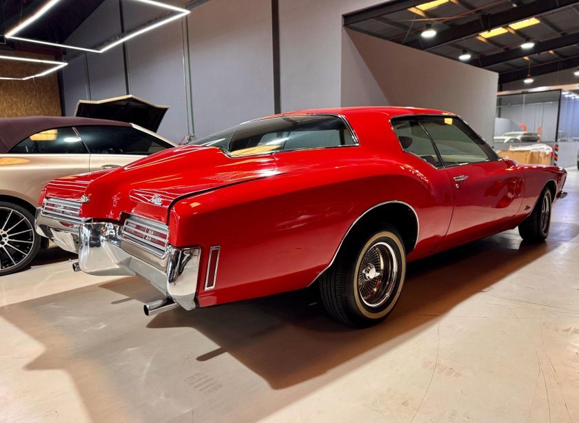 Buick riviera 1965
