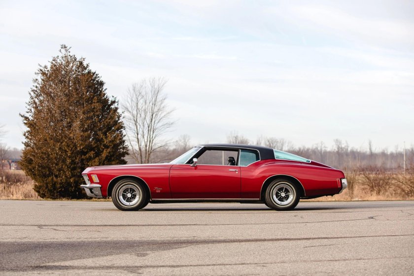Buick Riviera 1971