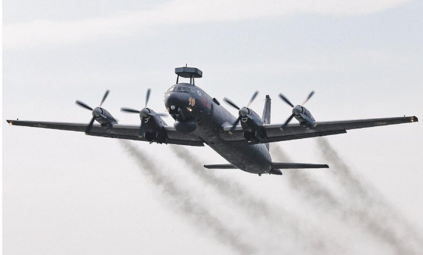 Противолодочный самолет ил-38н