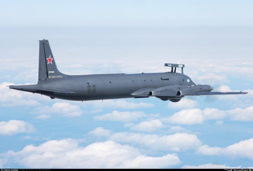 Противолодочный самолет ил-38н