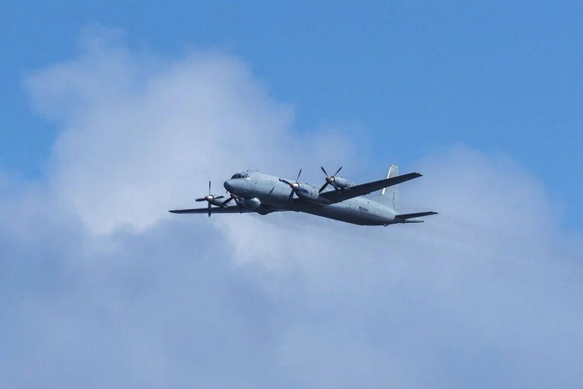 Противолодочный самолет ил-38н