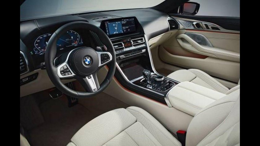 BMW m850i салон