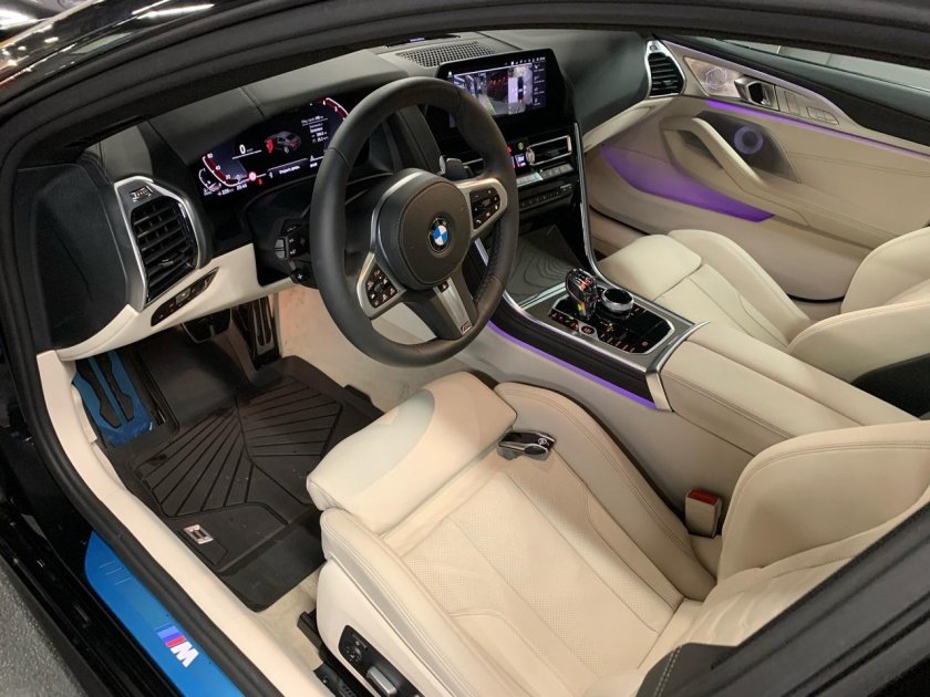 BMW 840 Gran Coupe салон