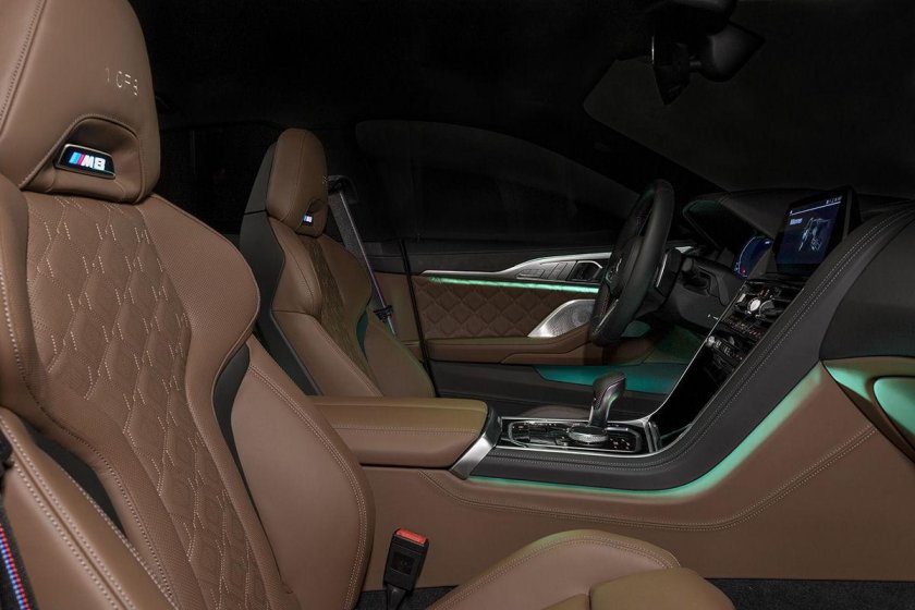 БМВ m8 Gran Coupe