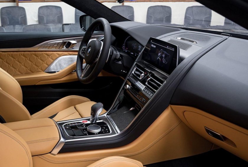 BMW m8 салон 2020