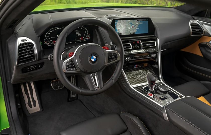 BMW m8 2021 салон