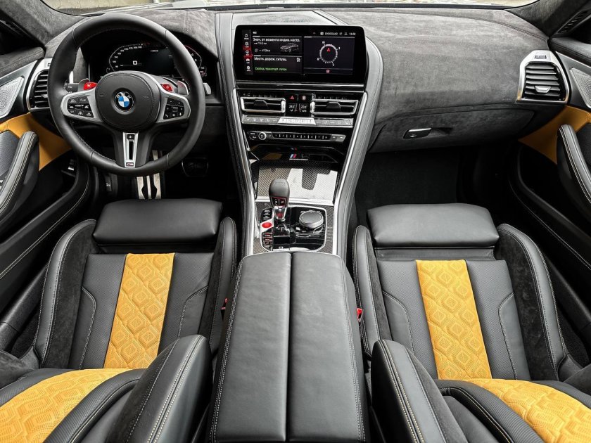 Bmw m8 competition салон