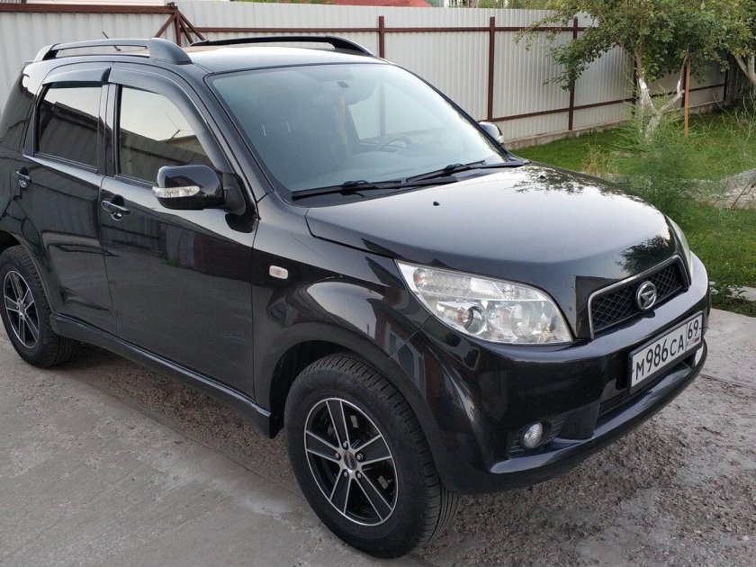 Дайхатсу Териос 2