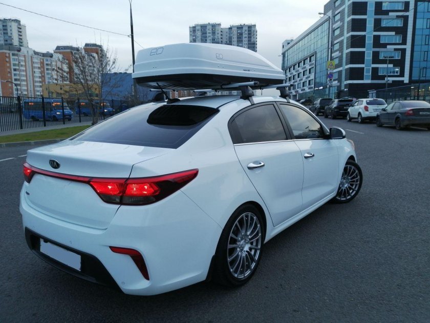 Kia Rio 4 автобокс