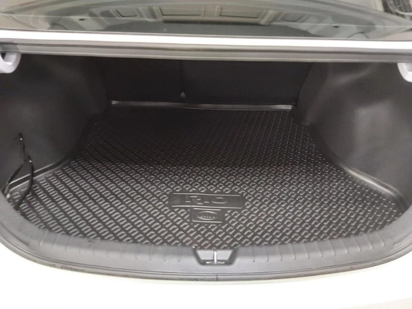 Kia Rio 1 багажник