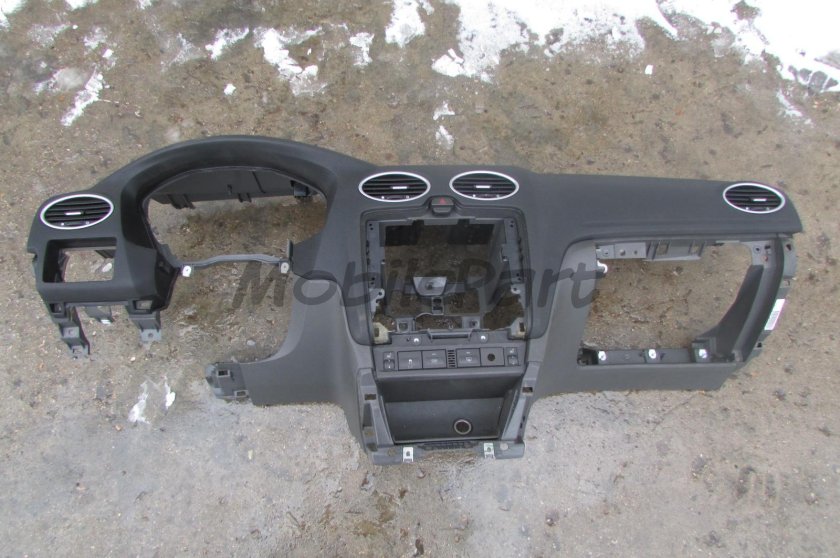 Торпедо Форд фокус 2 в темноте