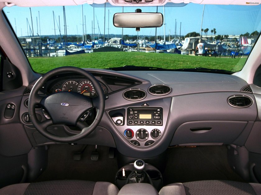 Ford Focus 1 торпеда