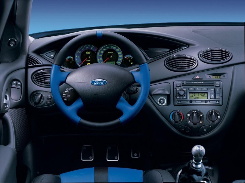 Ford Focus 1 Interior