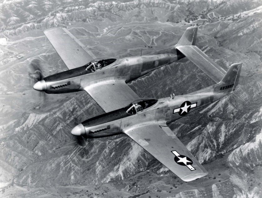 North American f-82 Twin Mustang