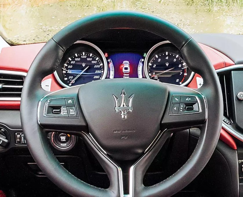 Руль Maserati
