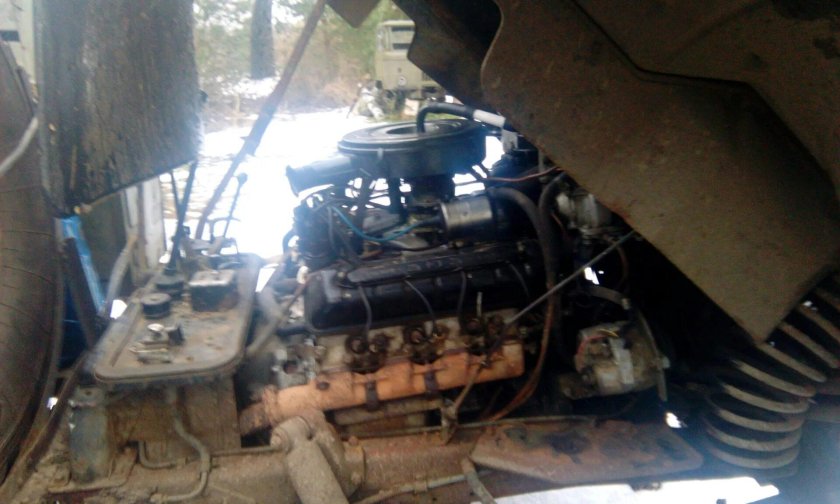 ГАЗ 66 моторный отсек