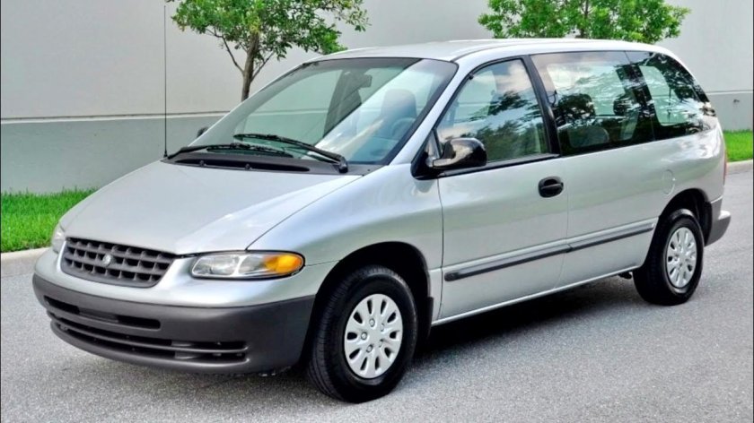 Plymouth Voyager 2000