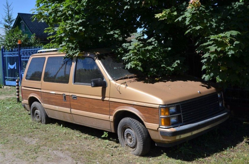 Plymouth voyager 1984