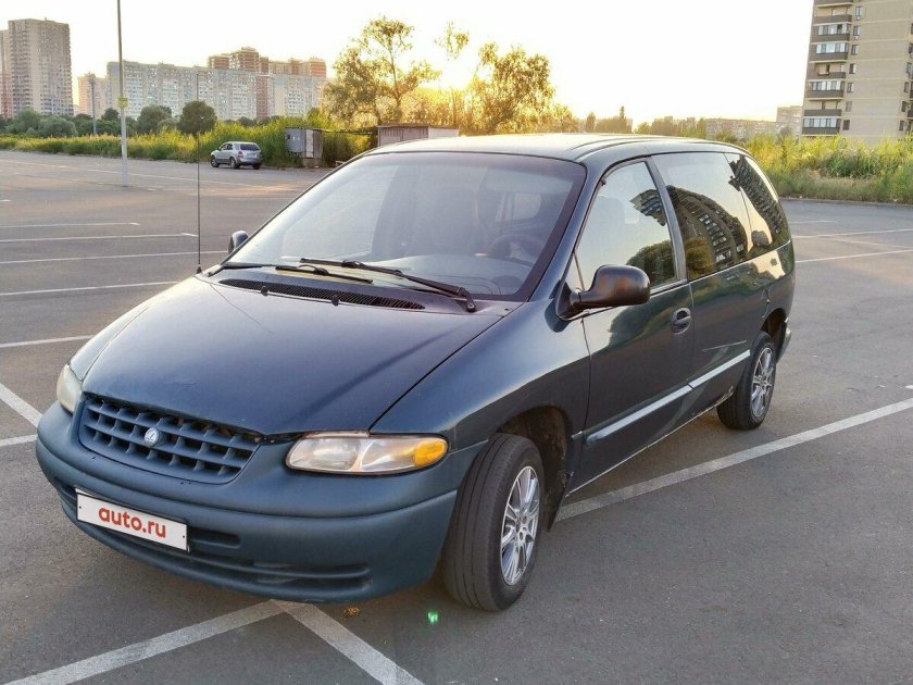 Крайслер Вояджер 1999