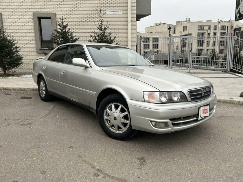 Тойота Чайзер 2001 года