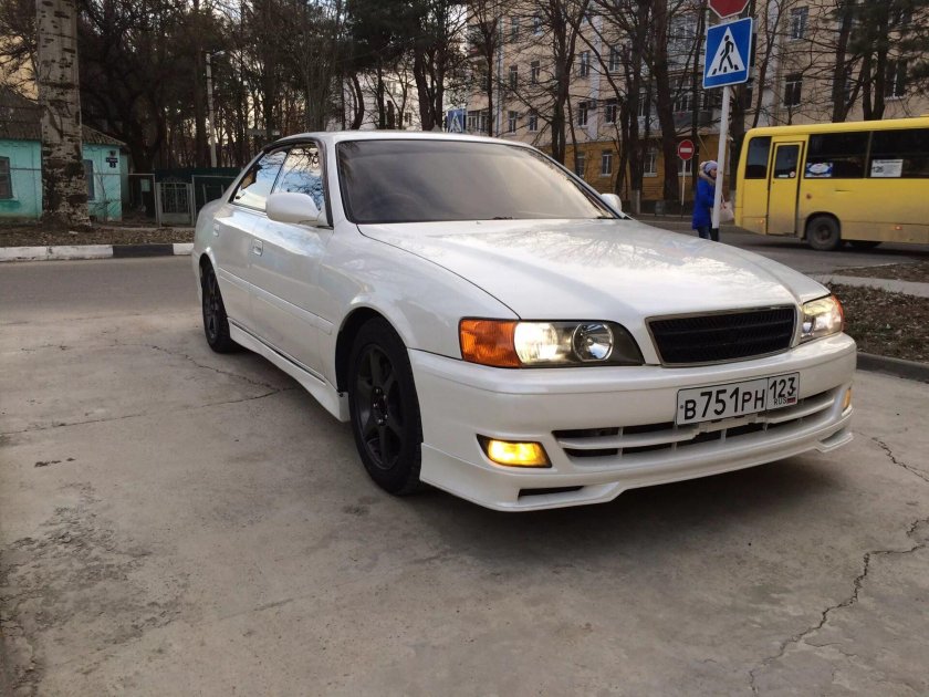 Toyota Chaser 2001 год