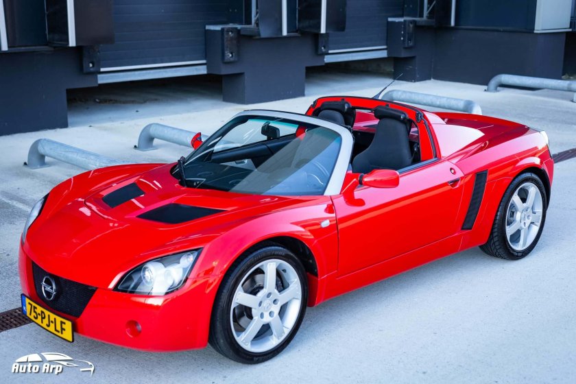 Opel speedster 2000
