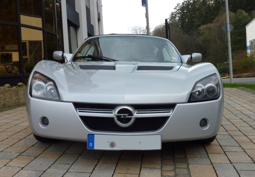 Opel Speedster 2005