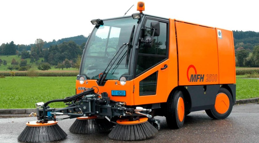 Вакуумная подметально уборочная машина