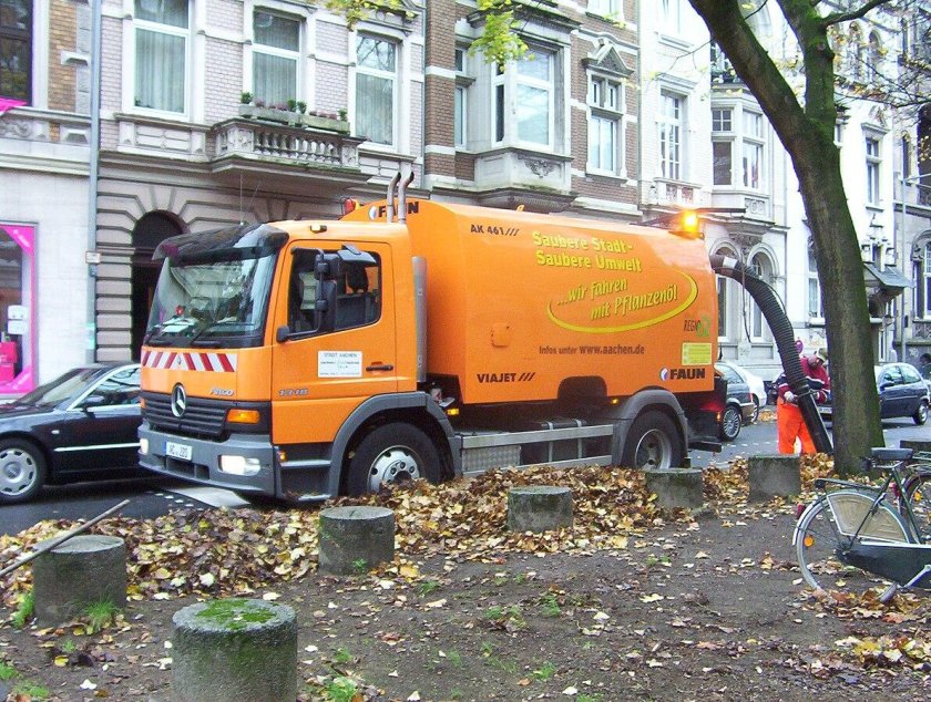 Подметально-уборочная машина Faun