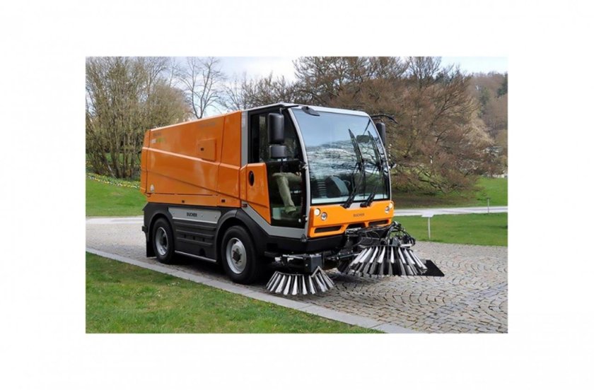 Подметально уборочная машина