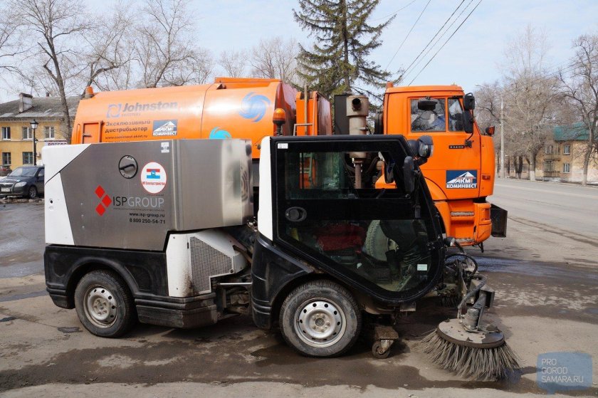 Машина для уборки улиц