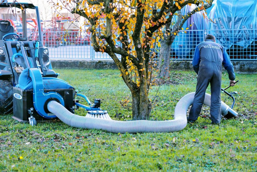 Пылесос для уборки листвы