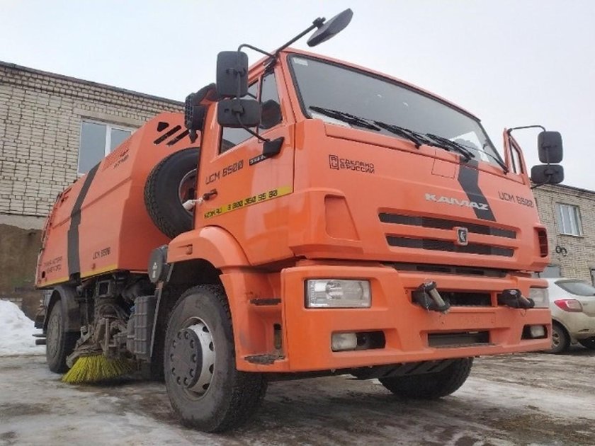 Уборочная машина камаз