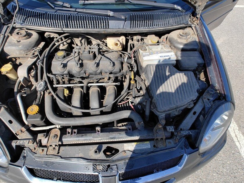 Додж неон 2003