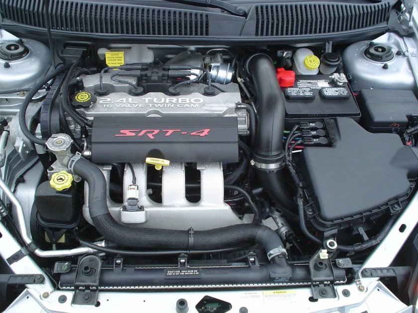 Додж неоне СРТ 4 двигатель