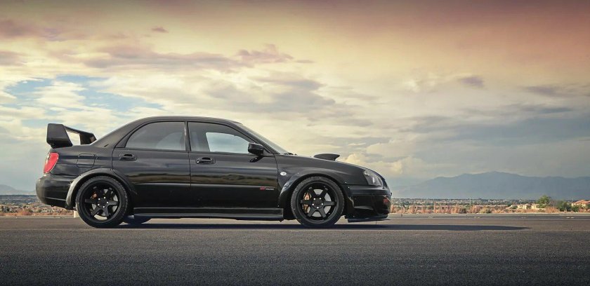 Субару WRX STI черная